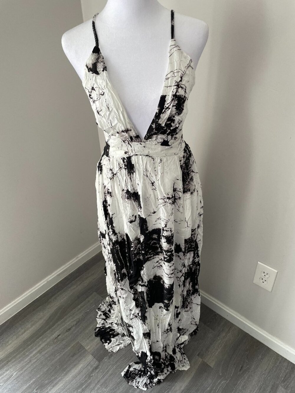 Black + White Tye Dye Tie Back Dress